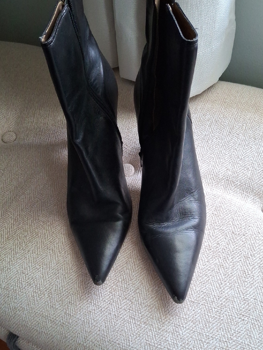 Ann Taylor Black Pointed-Toe Leather Ankle Boots